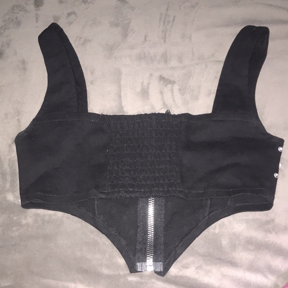 Crop top - Picture 3 of 3